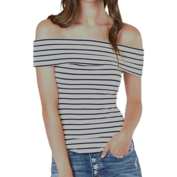 Belah & Codey Off Shoulder Top Size Medium Striped - Picture 4 of 6